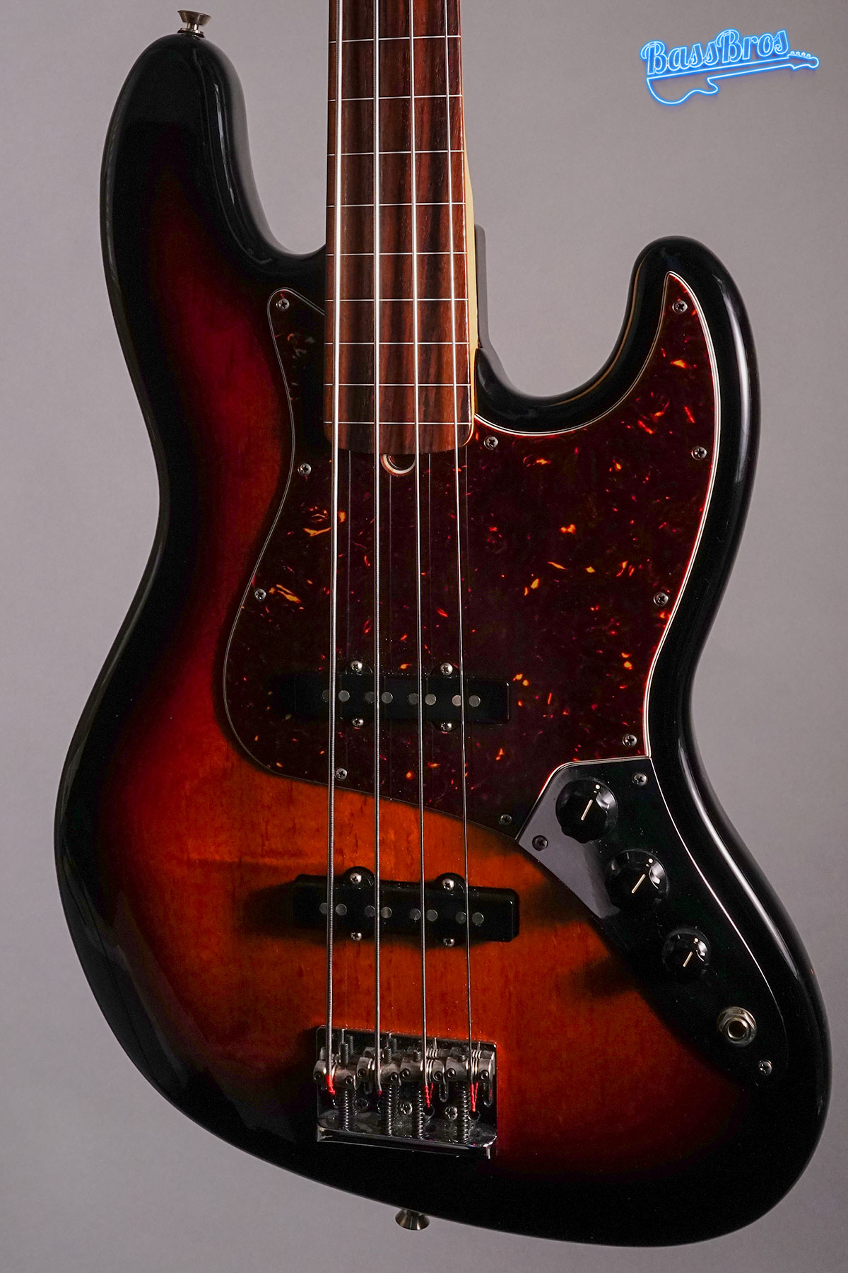 2016 Fender American Standard Jazz Bass Fretless BassBros