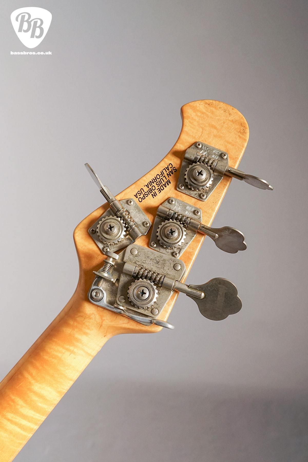 【訳あり】MUSICMAN StingRay 4 USA Amazon.com: Sterling by Music Man StingRay Ray4 Bass Guitar