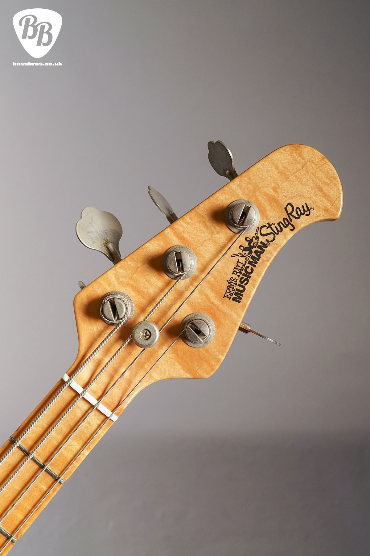 【訳あり】MUSICMAN StingRay 4 USA Music Man USA StingRay 4 Special KG - Kiwi Green | ProMusicTools