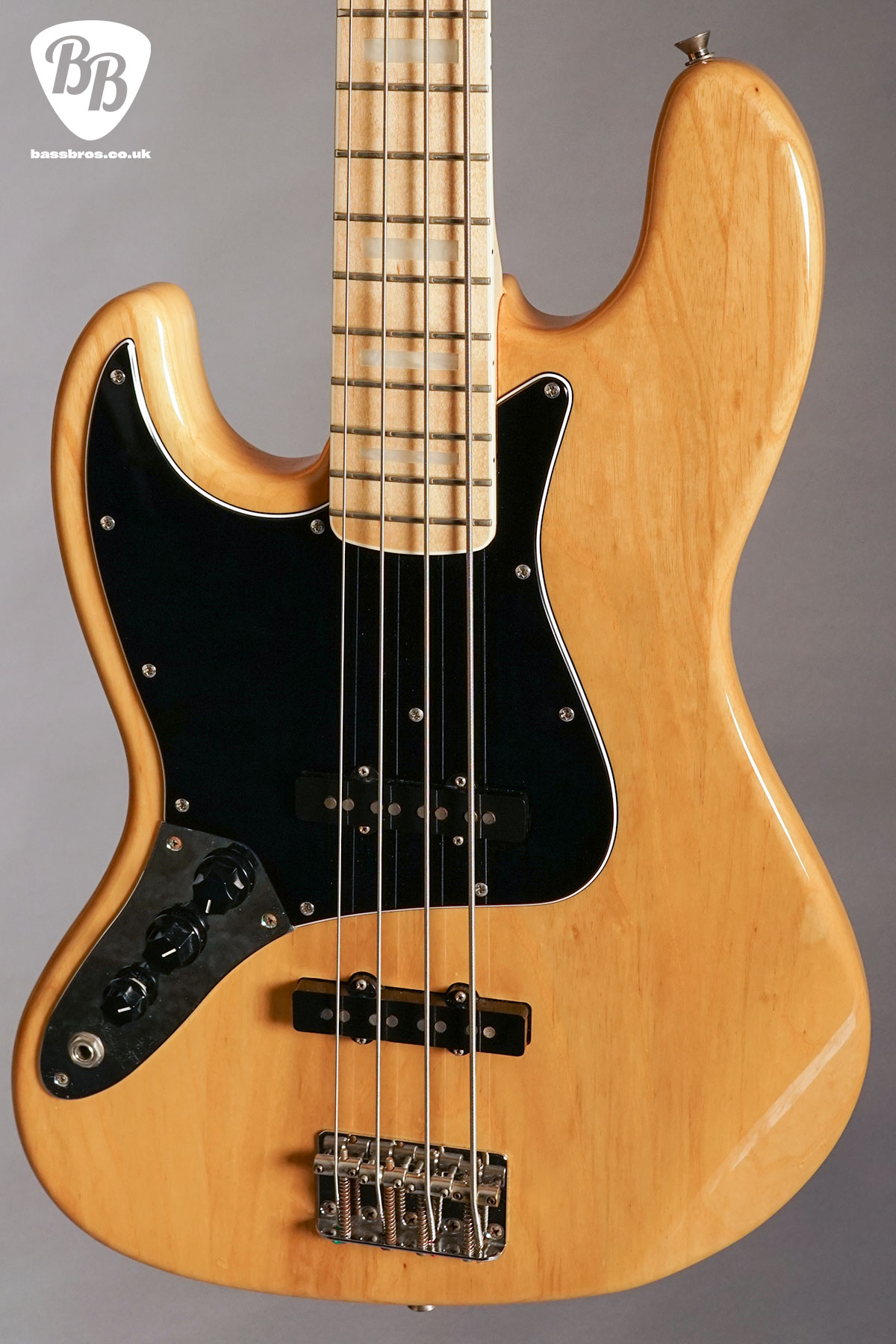Fender-JB-75-Natural-Left-