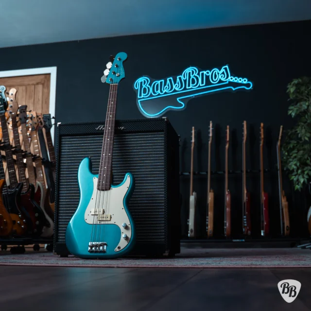 Bass Collection SGC Nanyo Fretless - BassBros